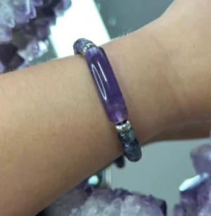 Pulseira Esfera com Pingente – Ametista