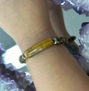 Pulseira Esfera com Pingente – Olho de Tigre