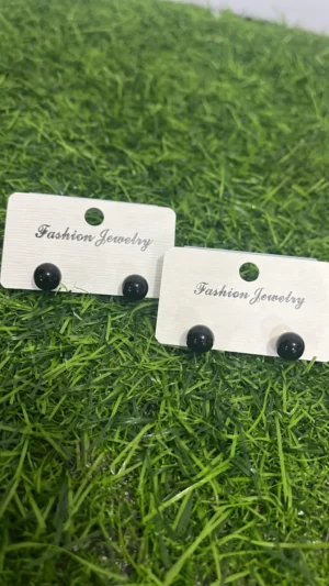 Brinco Bolinha obsidiana com Banho Prata